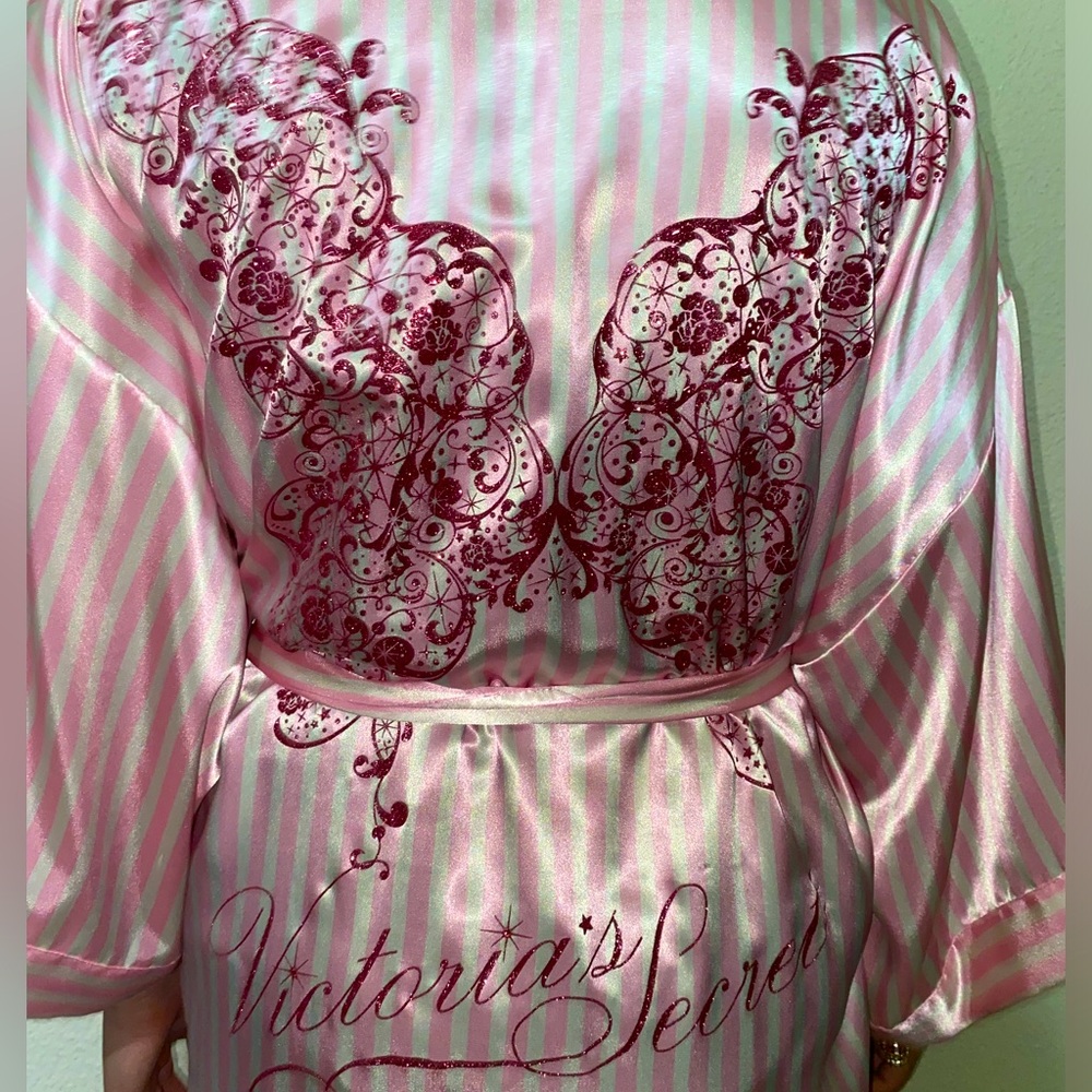 Victoria's Secret 2009 FASHION SHOW Wrap Robe Kimono Butterfly Angel Wings